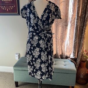 Tommy Hilfiger cotton xl dress very soft and cute.  MIDI length.   Summer ready